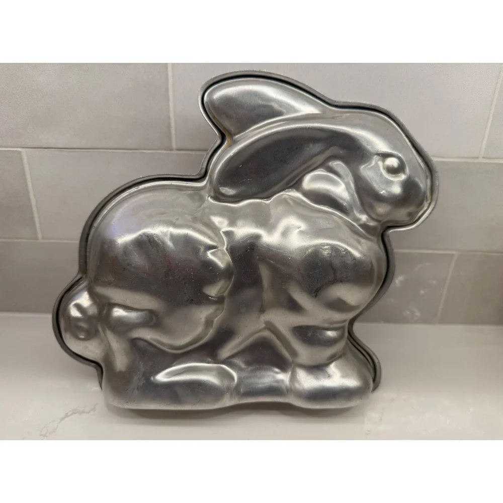 Bunny Cake Pan 3D Rabbit Aluminum Silver Easter Spring Vtg